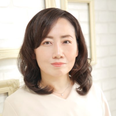 2022年10月開業の特定行政書士 |千葉県柏市|アラフィフで個人事業主| 相続|宅建業許認可|子なし夫婦 | 筋トレジム通い | スキー好き|日本酒も大好き|伊藤塾秋桜会|一級FP技能士|宅地建物取引士 | 前職不動産会社社員 |
