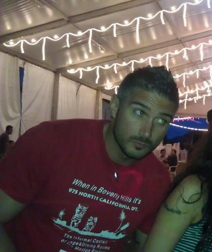 kingtoretto's profile picture. Una persona original, no es aquella que no imita a nadie... sino aquella a quien nadie puede imitar