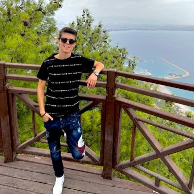 kgeorgieva997's profile picture. 