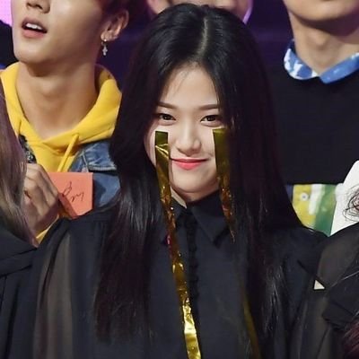 ImvotingforLO's profile picture. 