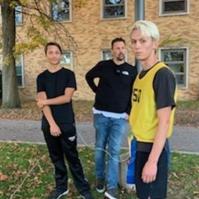 jaymills22's profile picture. Printer, father, smartass,