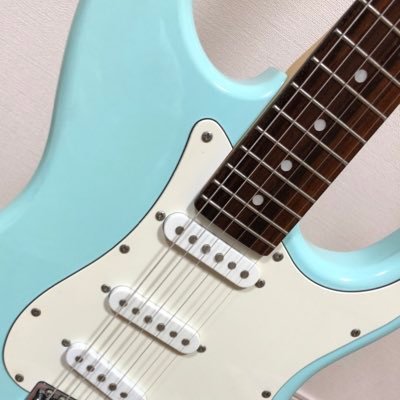#ギター #guitars #アコギ
最近、こぢんまりとギターで遊んでましたが、ここでちょっと色んな人と繋がってみたいなと思いまして…😀
最近、ラグビーにもはまっているので、そちらも少々!
Twitter初心者ですがよろしくお願いします。😉
多くの方をフォローさせていただきます※無言フォロー失礼します。