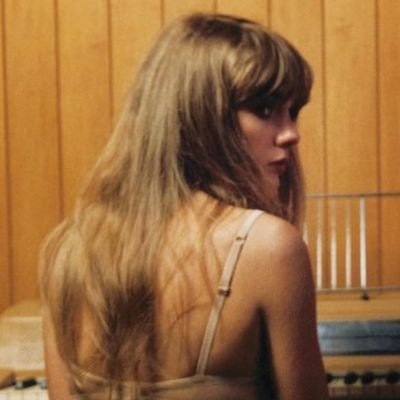 bibliovic_'s profile picture. you're on your own, kid. you can face this.
#collegetwt