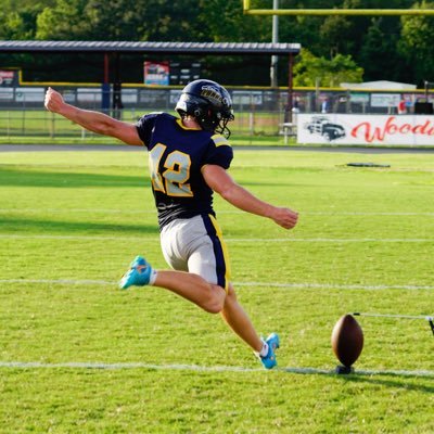 |5’10–195lbs| TCHS C/O 24. |First Team All SAC Kicker |Kicker/OLB| 3.9 gpa, Bench |305|, squat |445|, gmail~myattsx@gmail.com 📞949-328-0907