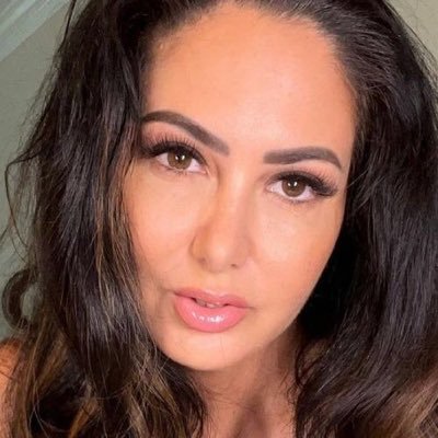Anabel_Karim1's profile picture. 