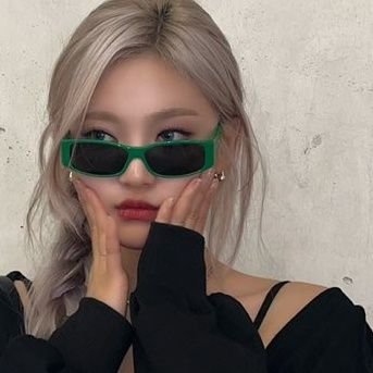 ksicau's profile picture. mhs '20👩‍🎓/'24📚 | language enthu.