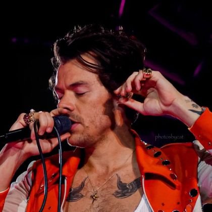 🎶 You got, you got the cinema 🎶
You got, you got the cinema 🎶
I bring the pop to the cinema 🎶
You pop when we get intimate 🎶
❤️~Harry Styles~❤️