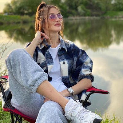 hummer_julia's profile picture. I'm Julia Hummer 32 year old