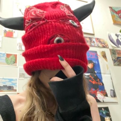 yungdaggerbitch's profile picture. doing stuff