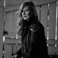 Renee parody (@commentatequeen) 's Twitter Profile