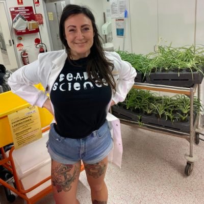 Paediatric Nurse at SCH. Marine Bio & Plant Phys student/enthusiast at UTS 🤿 🌱She/Her.