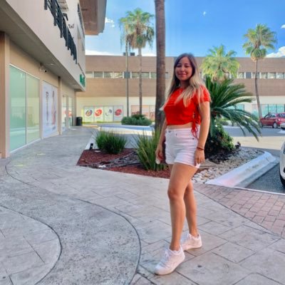 leslidenissee's profile picture. sᴏʟᴏ sᴇ ᴠɪᴠᴇ ᴜɴᴀ ᴠᴇᴢ... ᴅᴇsᴘᴜᴇs.ɴᴏ ʜᴀʏ ᴅᴇsᴘᴜᴇs...