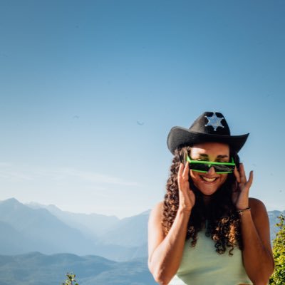 k3zzaxx's profile picture. Viva