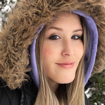 _emmaamelia's profile picture. Freelance Editor.✍️👩‍💻Photographer.📷 Steelers.🏈 Penguins.🐧 Phillies.⚾️ WOW.⚔️ UFC.💥 Animals.🦥 Reality TV.📺