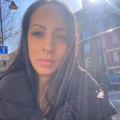 desibuna's profile picture. wip • british/nigerian • she/her