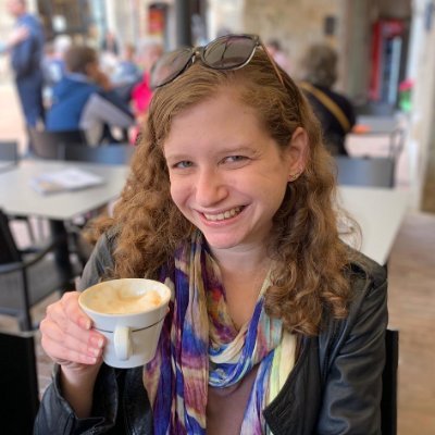 Passionate about tech, media, education, accessibility. Likes improvising, swimming, reading, eating. Alum: @Wellesley, @GA, @VanderbiltU