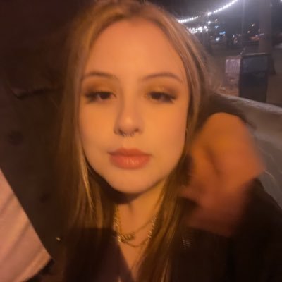 fabslxme's profile picture. 