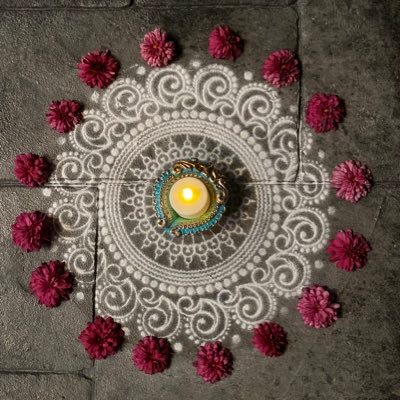 मानव जब ज़ोर लगाता है, पत्थर पानी बन जाता है! - रामधारी सिंह 'दिनकर'