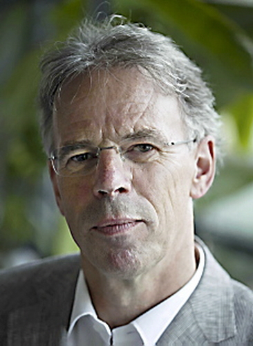 Dagbladjournalist, verslaggever, commentator en columnist voor Haarlems Dagblad, Leidsch Dagblad, Noordhollands Dagblad en De Gooi- en Eemlander.