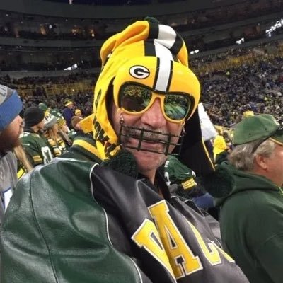 Twhiteee1's profile picture. Dad of 3. I love all Wisconsin sports and Wisconsin cheese. Bad sports takes even worse gambling advice. Ghost Wipe enthusiast