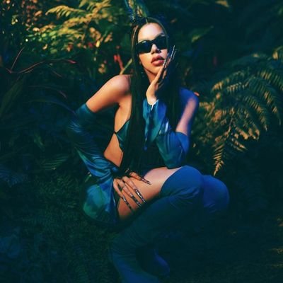 SHINE_OS_'s profile picture. Y A PESAR DE ESO SIGO AQUÍ BUSCÁNDONOS 🥀...
BUSCÁNDONOS - KENIA OS