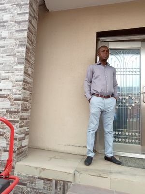 UcheEnest's profile picture. Am cool