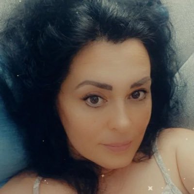 Yasemin59557311 Profile Picture