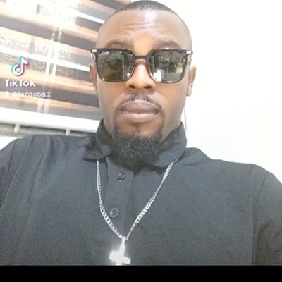 OkaforOba's profile picture. No one dies a virgin