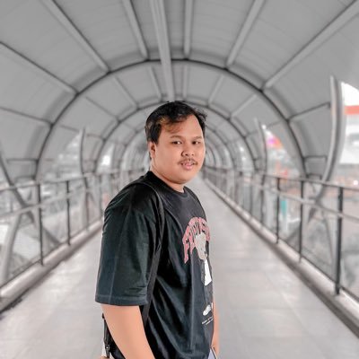 tovick_achmad's profile picture. instagram @tovickachmad