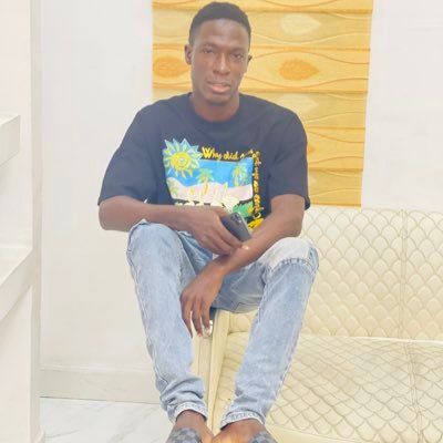 lekzy67000022's profile picture. Business only