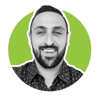 Jeune entrepreneur passionné par le développement web et le web-marketing.
Président fondateur de @shopymind
