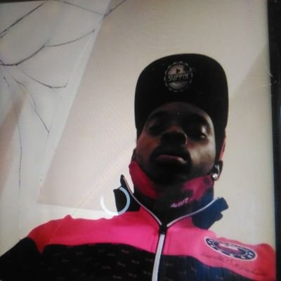 a handsome chocolate hood nigga just needing a freaky beauty queen to massage my head between them thighs LoL 🤣🤣 Big facts