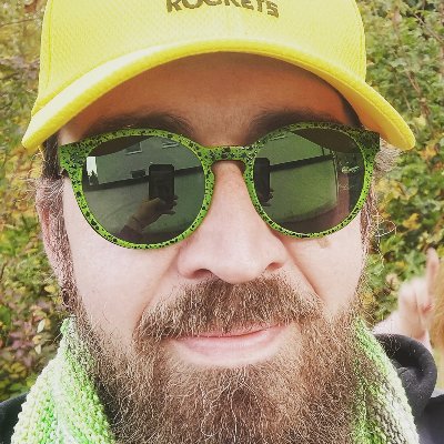 Kindergärtner aus Leidenschaft - Erzfeind: Markus Söder - Twitch Content Creator
Bärtig, direkt, Oberfranke, sarkastisch, ixlmöff.