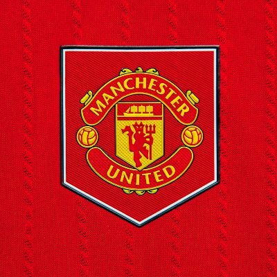 Train your mind to see good in every situation. Manchester United big fan. I'm here to retweet.