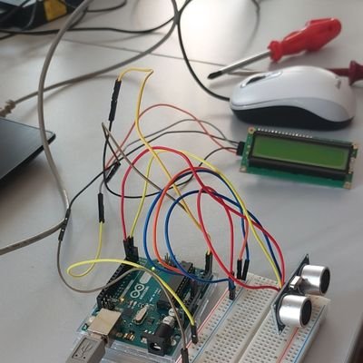 CasuallyCoding's profile picture. 