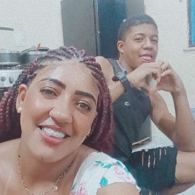 Aquariana♒

mamãe de 4 filhos 💙💜💙💜

vovó do Levi,Lorenzo e Jasmyle 
casada 14/05/2023🫀👨‍❤️‍💋‍👨 madrinha do Rhavy Samuel 💙