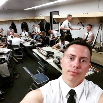 Chris752516872's profile picture. 