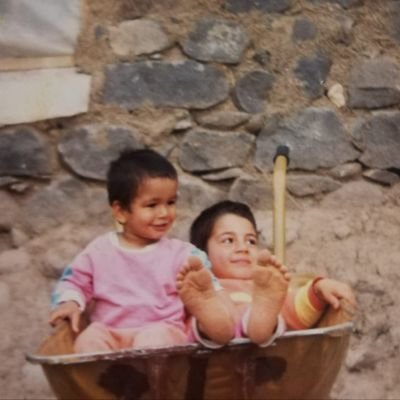 VelitYUZER's profile picture. 