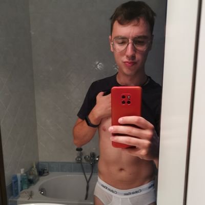 Italian boy 🇮🇹
XL thick 🍆
Twink 👱🏻‍♂️

https://t.co/aDrleOsqF6