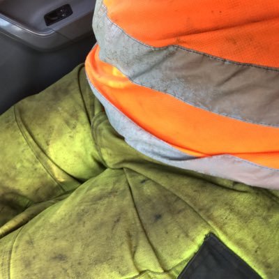 Hard working dirty minded gay sparkie tradie hivis trackies boots #hivis #trackies #gaytradie #binman