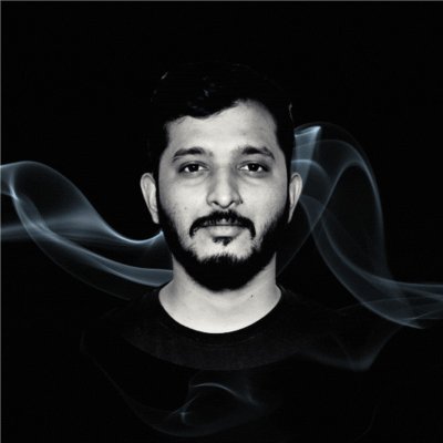 It all started with a Bachelor's degree in BCS (Computer Science), and more specifically with HTML, CSS which made me fall in love with UI UX Stuff.