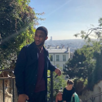 J. MALIK | B.ARCH | M.M.I •P.A.L. Alumni •2x Fantasy football champ •elementary school limbo champ •24 Game Hall of Fame Class of 20 •Unsatisfied Knicks fan