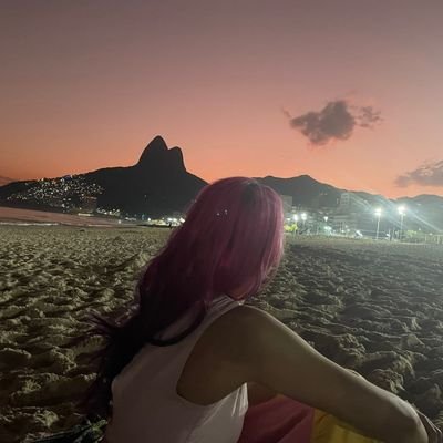 beacruz_19's profile picture. Quando eu descobrir eu conto.