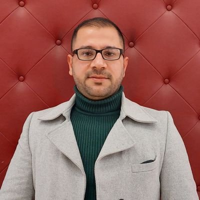 الشمس شمسي والعراق عراقي ما غير الدخلاء من أخلاقي.
عراقي احب بلدي ومهتم في شؤون بلدي السياسية (المحلية والدولية).