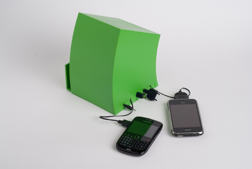 At last, a solution that says goodbye to battery problems on your customers mobile devices, allowing them to stay at your premises for longer!