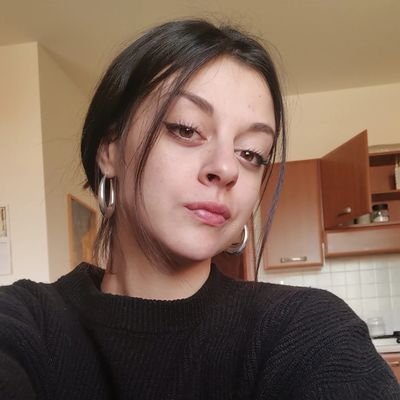 AleGoodh3lp's profile picture. Alessandra,23