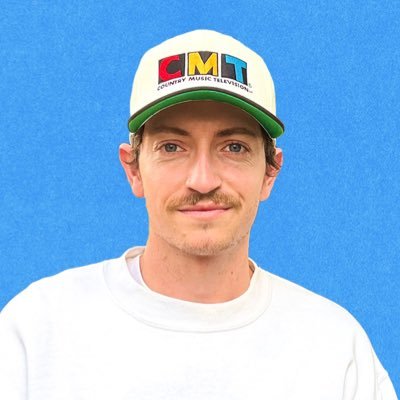 Justin_M_Clark's profile picture. California ➡️ Nashville