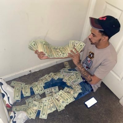 IG: @diggo3x| certified steppa 3️⃣👣| Juggn n Jammin 🤐| #free3muchquan | #free00