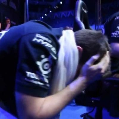Wishing for CarlosR to come back to esports :/