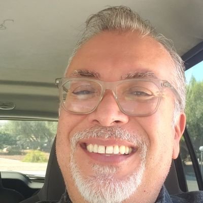 RobertC74842701's profile picture. 